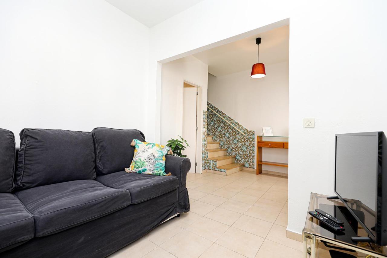 Apartment C21 - Camachinhos Downtown